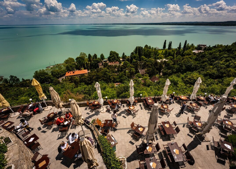 Egész napos hajótúra a Balatonon