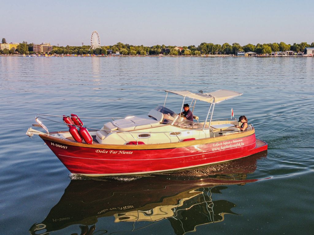 Wia 265 elektromos yacht 1