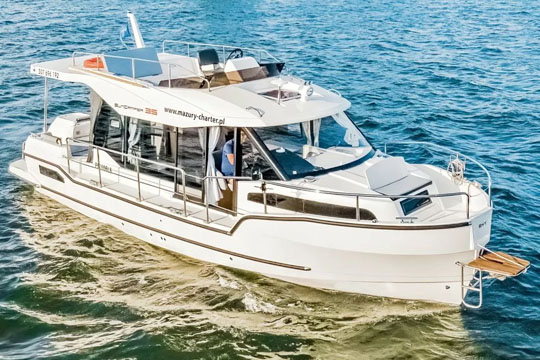 SunCamper 35 lakóhajó 1